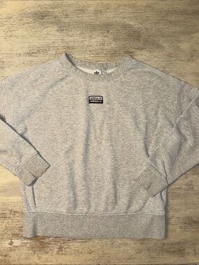 Adidas Light Gray Women’s Crewneck Sweatshirt Size Medium